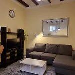 2 Bedrm Bcn Down Ac Wifi 30 Nigths Min Apartman *